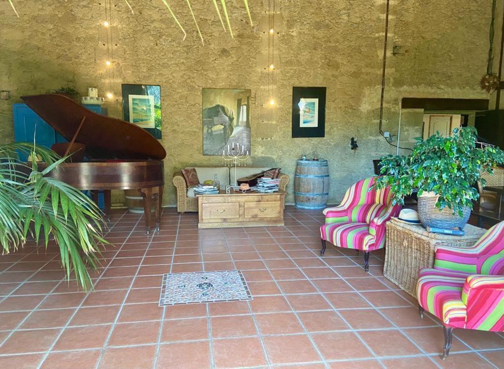 Maison D'Hotes Le Chai D'Armagnac Monguilhem Dış mekan fotoğraf